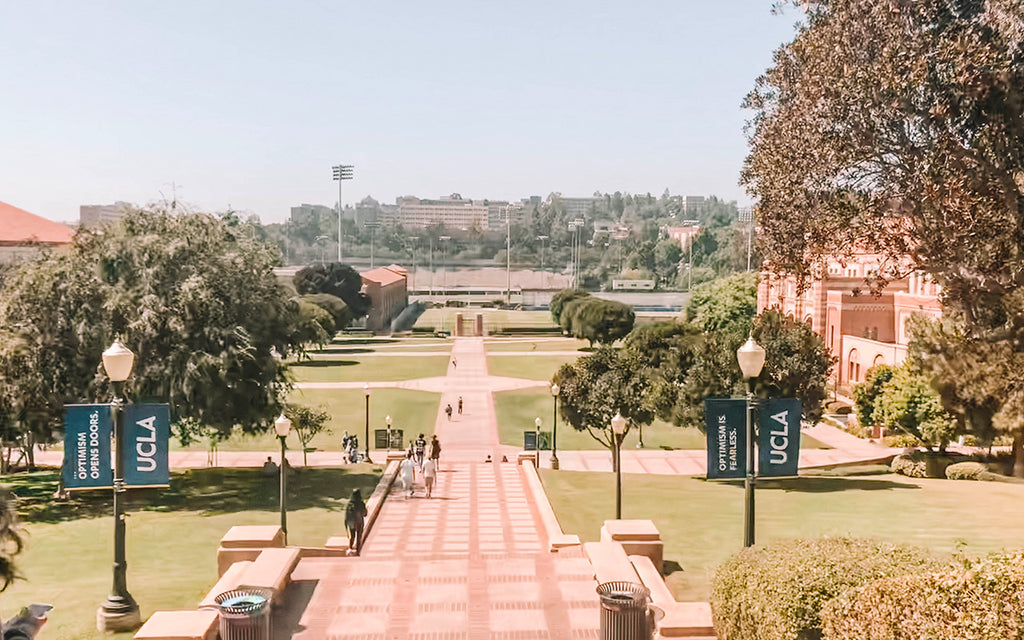 La Petite Allure - Découverte du campus de UCLA - Partir Etudier à UCLA - Etudiant français à UCLA